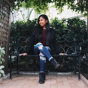 Meet your Posher, Rebecca